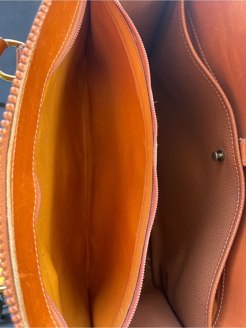 DOONEY & BOURKE Tan Pebble Leather Satchel with Gold Hardware - Picture 8 of 12